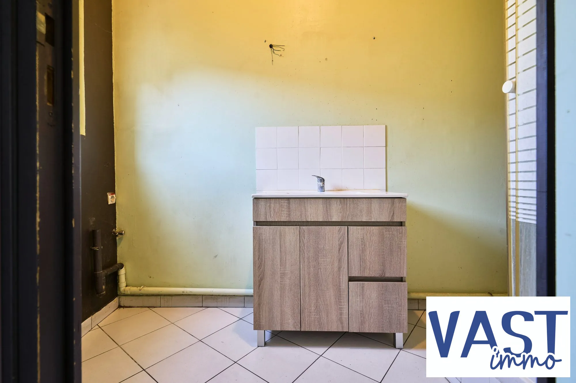 Maison ancienne de 1930 avec jardin à Roubaix – Charme et potentiel 