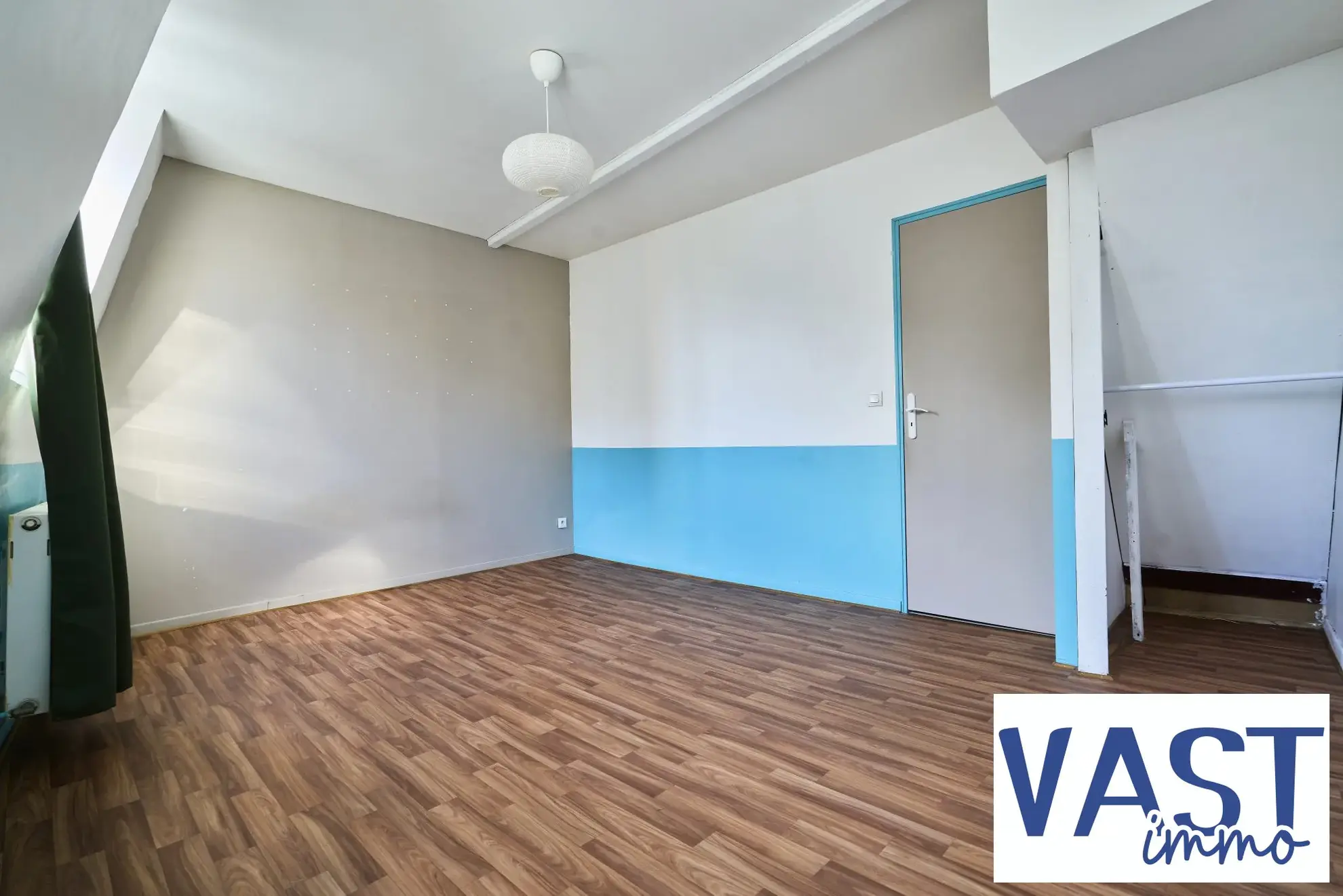 Maison ancienne de 1930 avec jardin à Roubaix – Charme et potentiel 