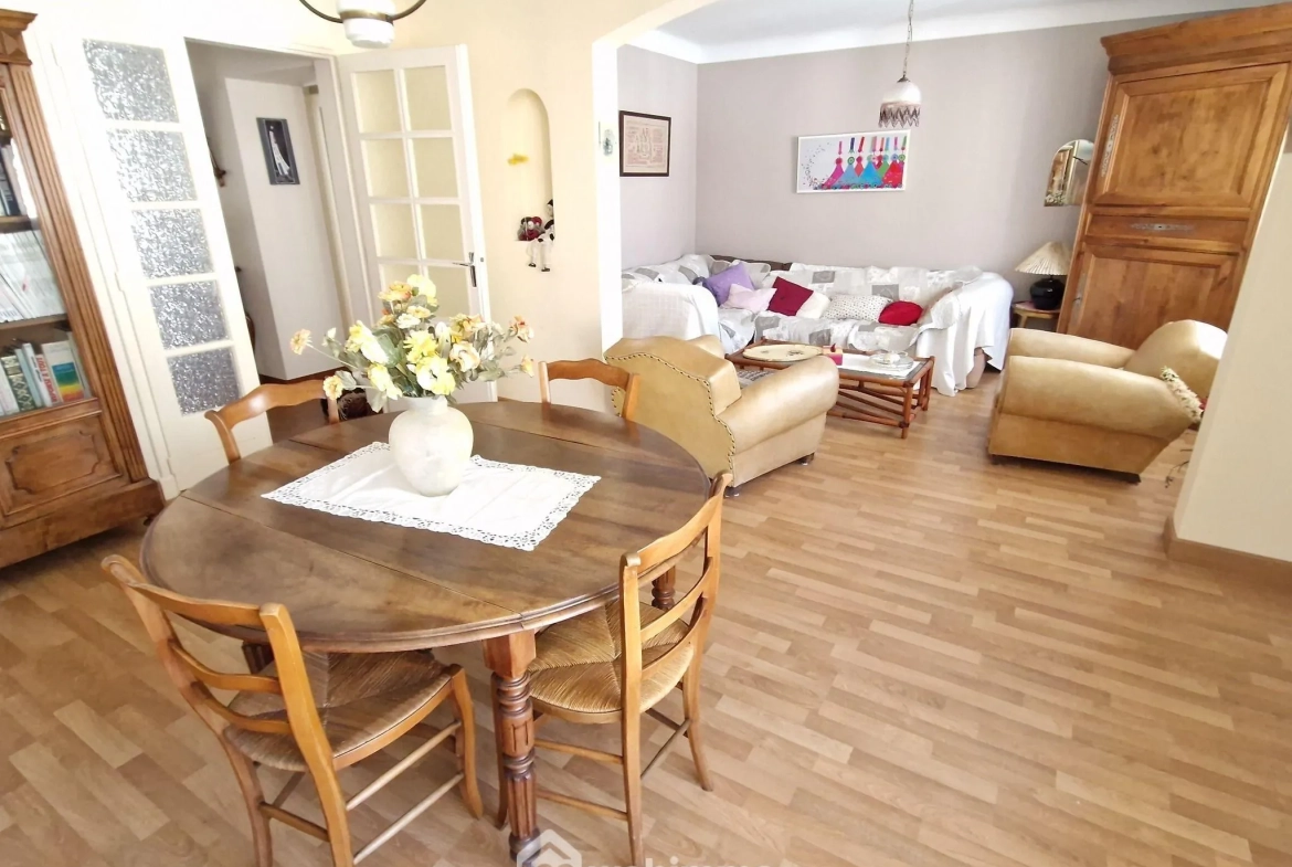 Appartement traversant de 61 m² en hypercentre à La Roche-sur-Yon 