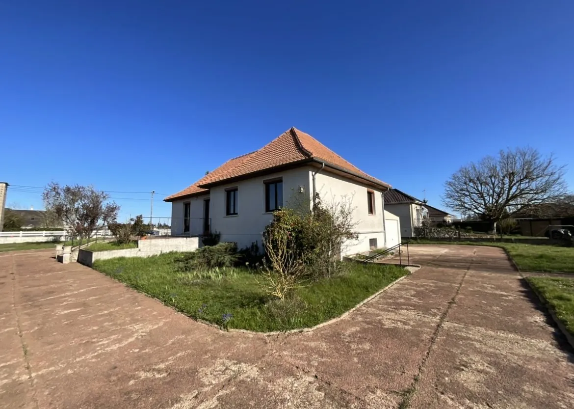 Maison 3 chambres avec grand terrain à Darvoy, proche Orléans 