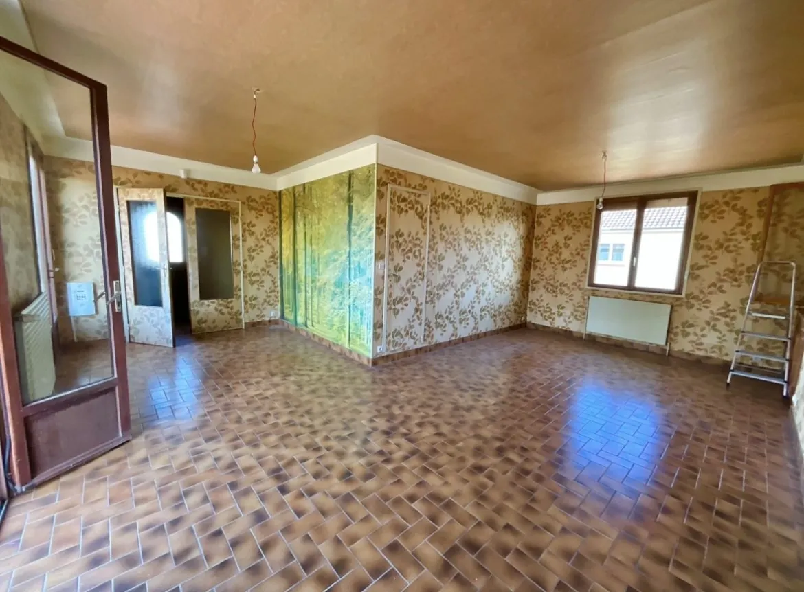Maison 3 chambres avec grand terrain à Darvoy, proche Orléans 