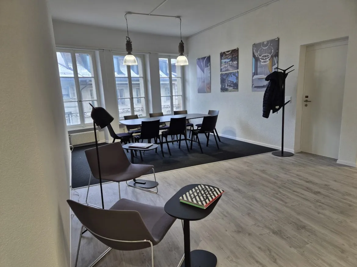Bureaux à vendre avec reprise de bail à Fribourg - Idéal pour professions libérales 