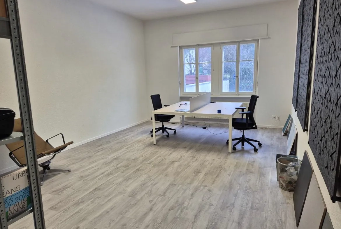 Bureaux à vendre avec reprise de bail à Fribourg - Idéal pour professions libérales 
