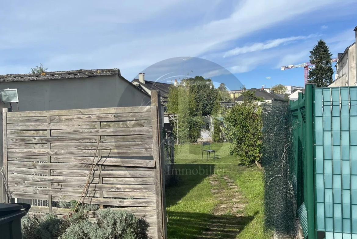 Charme d'une maison ancienne avec studio à Chazé Henry, Ombrée d'Anjou 