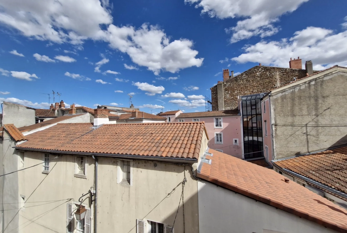 Maison ancienne 4 pièces à Issoire – Idéal investissement ou résidence 