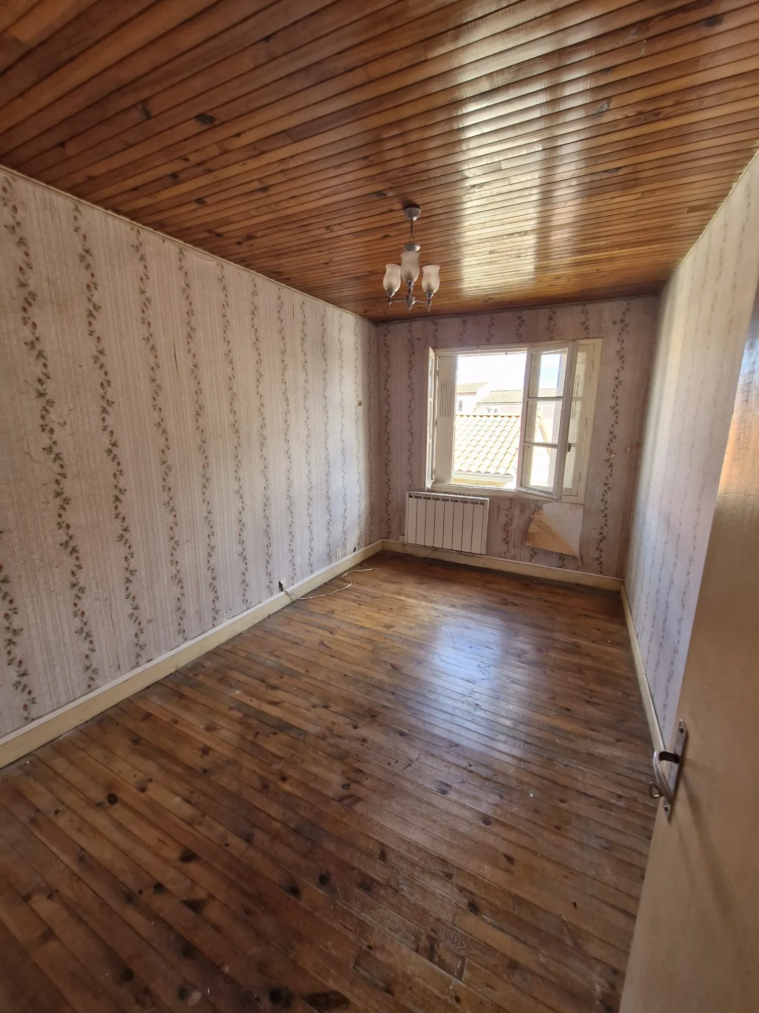 Maison ancienne 4 pièces à Issoire – Idéal investissement ou résidence 
