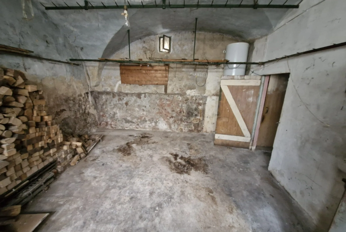 Maison ancienne 4 pièces à Issoire – Idéal investissement ou résidence 