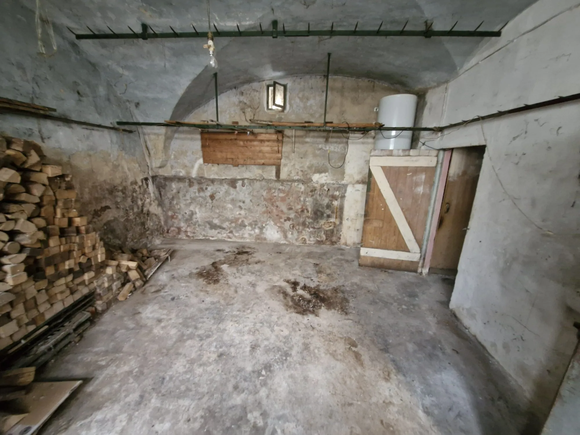 Maison ancienne 4 pièces à Issoire – Idéal investissement ou résidence 