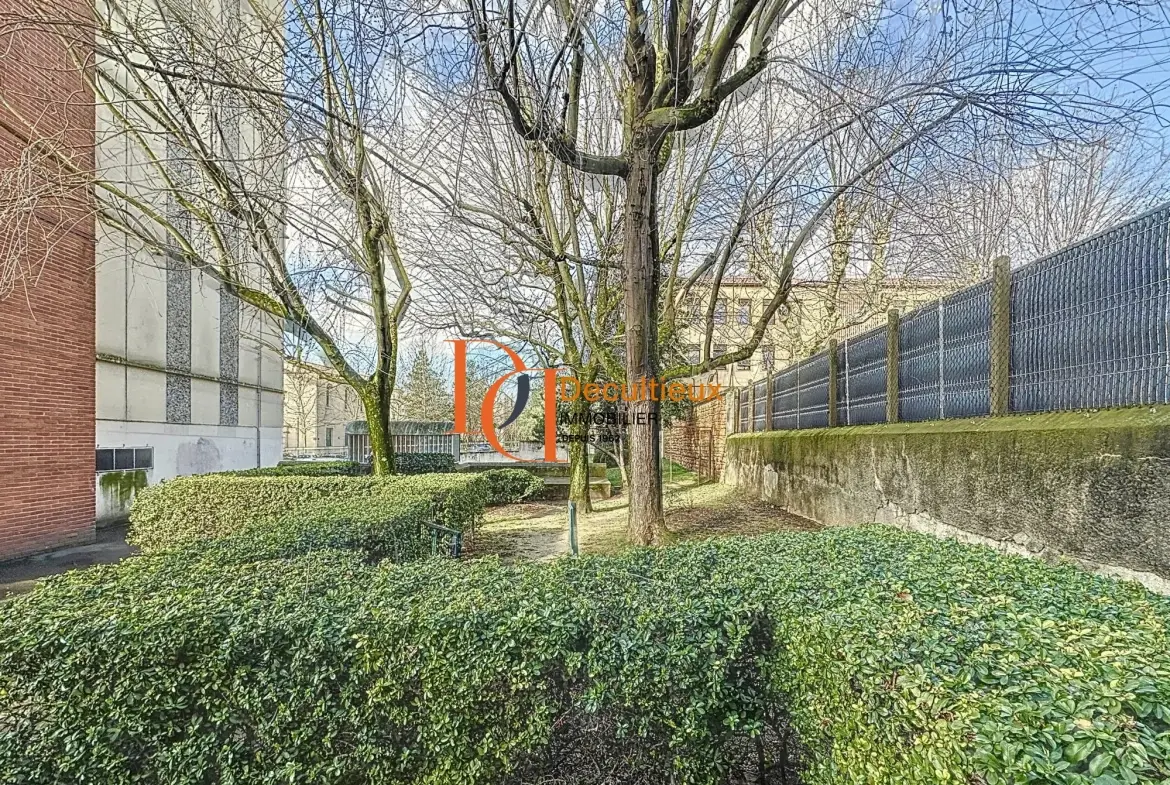 Centre-ville de Villefranche : Bel appartement T3 lumineux de 60 m² avec cave 