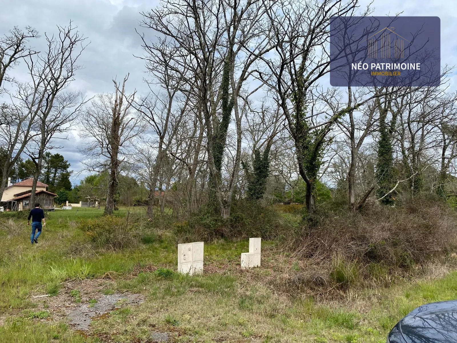Terrain constructible et viabilisé à Luxey (40) - Opportunité, calme et liberté de construire 