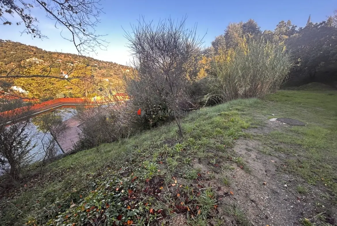 Studio loft rénové avec équipements modernes au Boulou, Quartier Chartreuses 