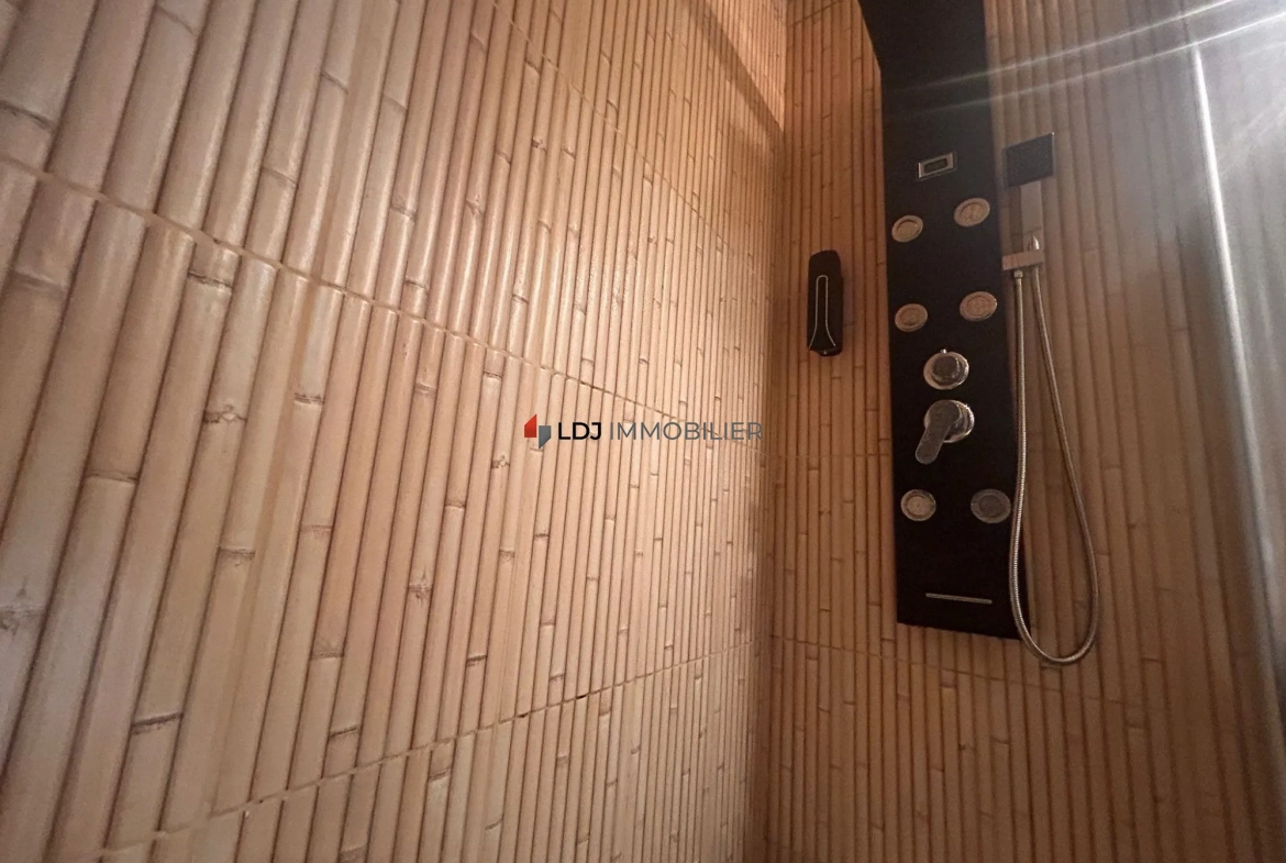 Studio loft rénové avec équipements modernes au Boulou, Quartier Chartreuses 