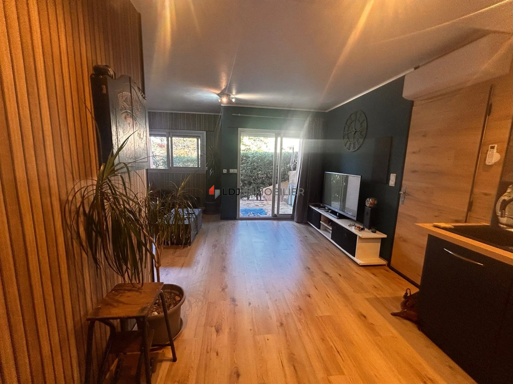 Studio loft rénové avec équipements modernes au Boulou, Quartier Chartreuses 