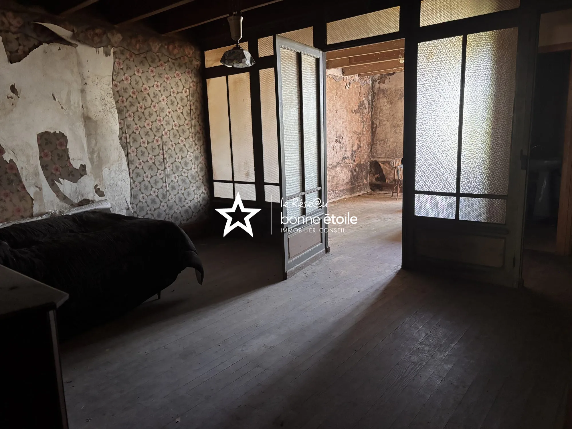 À vendre maison et grange à rénover à Damremont, Haute-Marne – Potentiel exceptionnel 