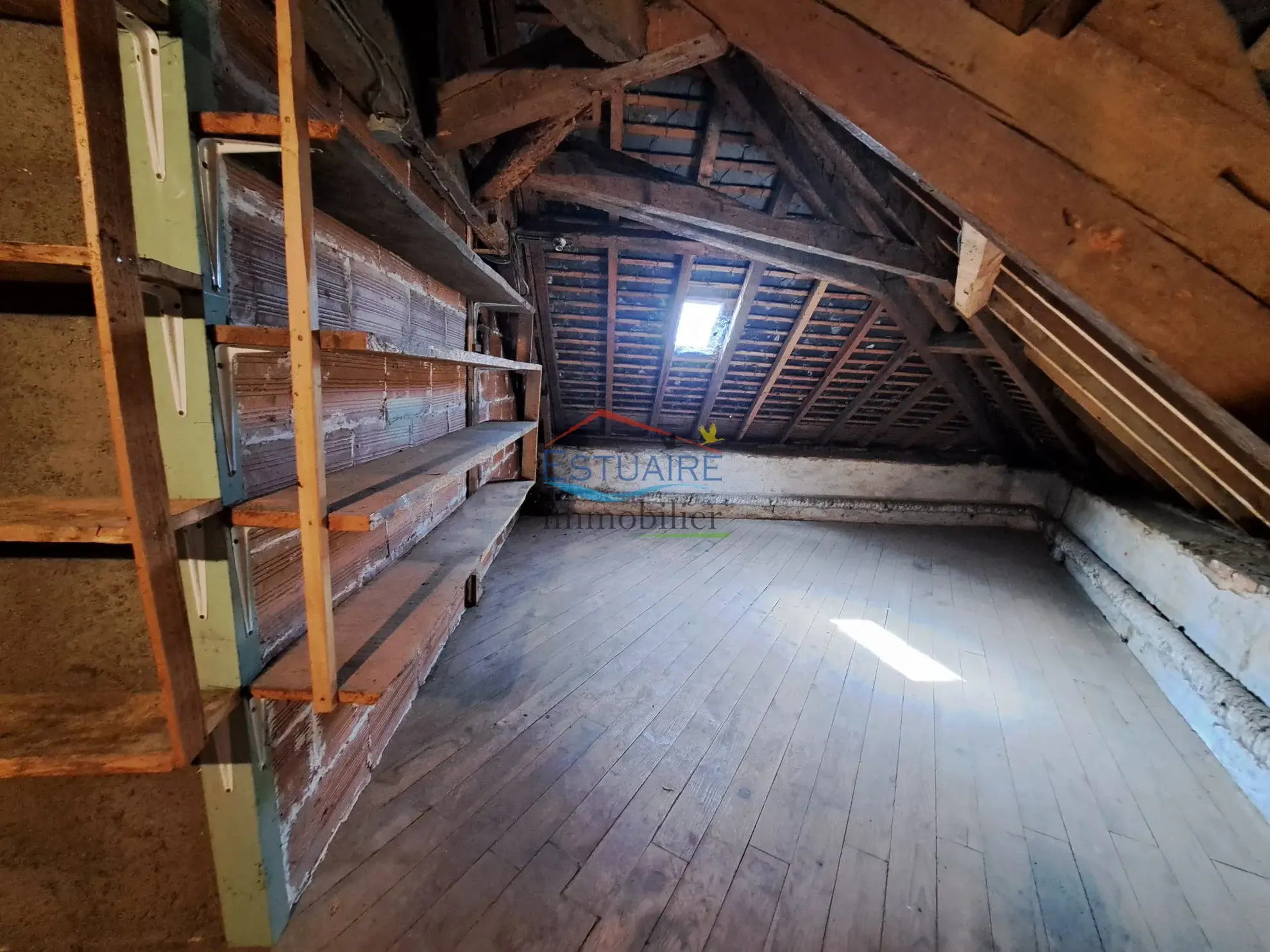 Maison à rénover à Nort-sur-Erdre - Idéal investissement ou résidence principale 