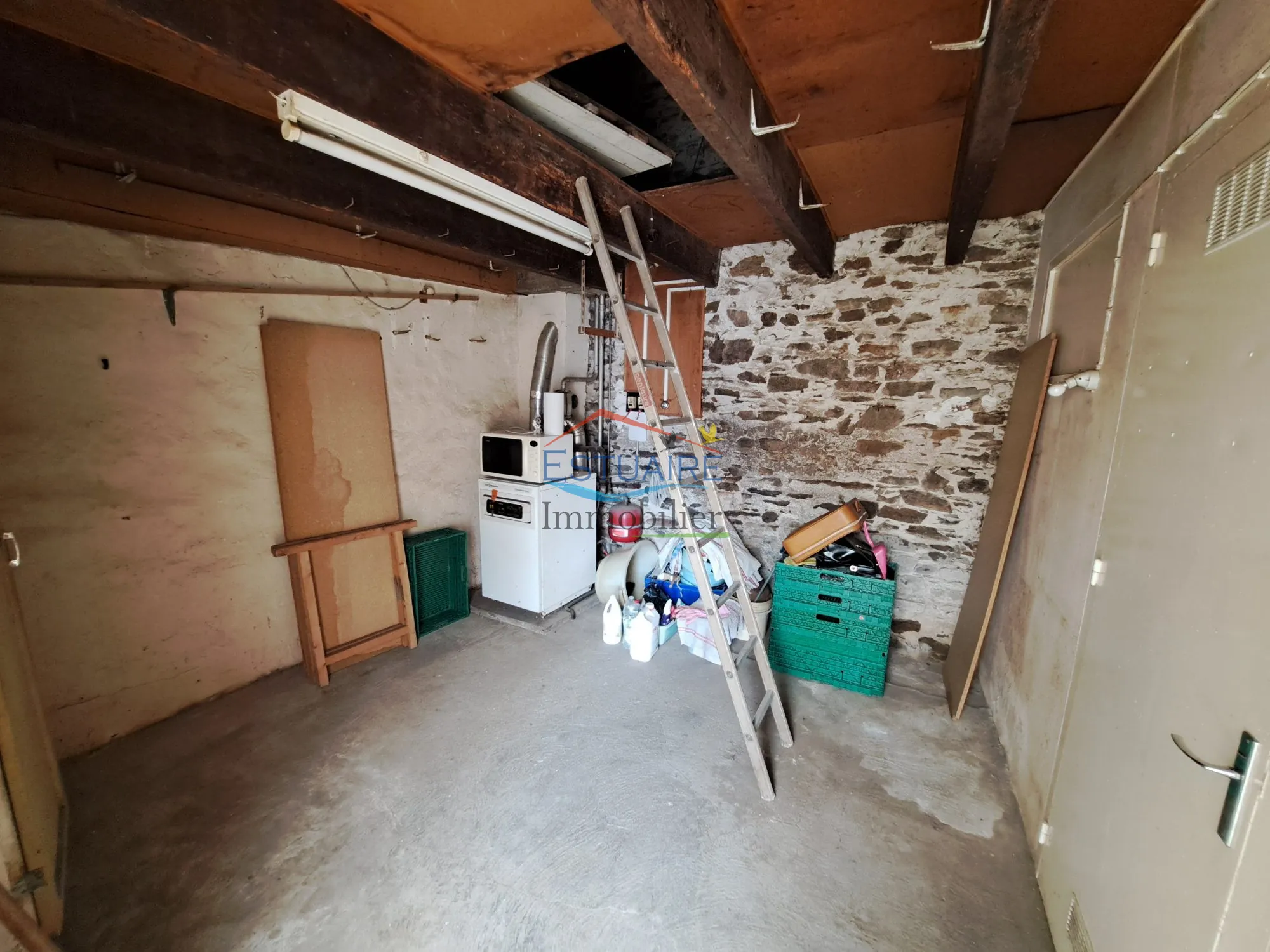 Maison à rénover à Nort-sur-Erdre - Idéal investissement ou résidence principale 