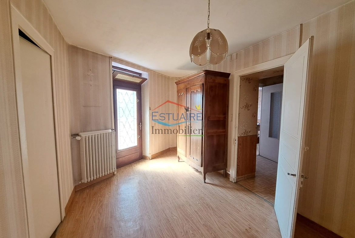 Maison à rénover à Nort-sur-Erdre - Idéal investissement ou résidence principale 