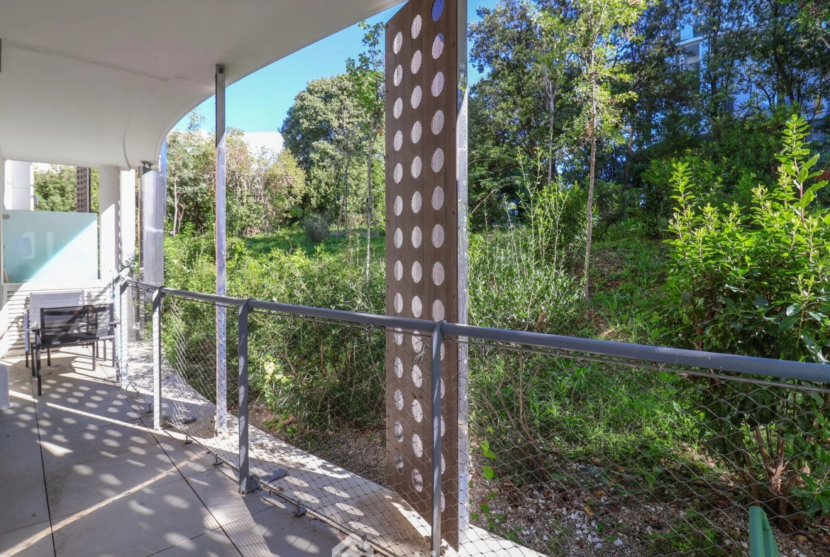 Appartement 54m² avec Terrasse et Piscine à Sainte-Anne, Marseille 