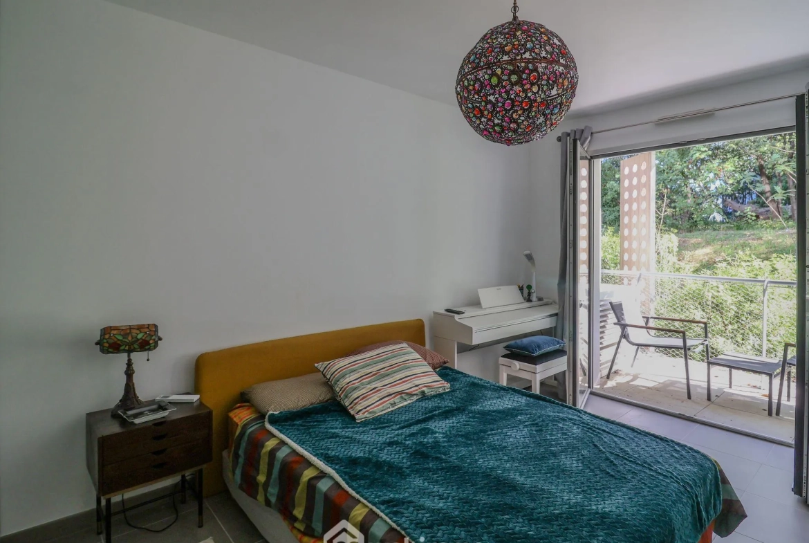 Appartement 54m² avec Terrasse et Piscine à Sainte-Anne, Marseille 