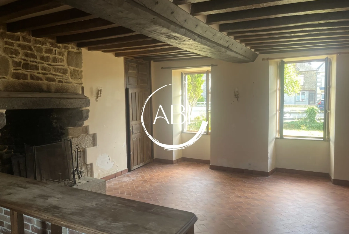 Charmante maison en pierre à vendre dans la Mayenne, 90 m² avec potentiel d'extension 