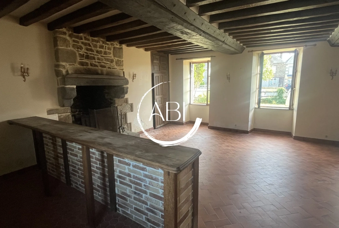 Charmante maison en pierre à vendre dans la Mayenne, 90 m² avec potentiel d'extension 
