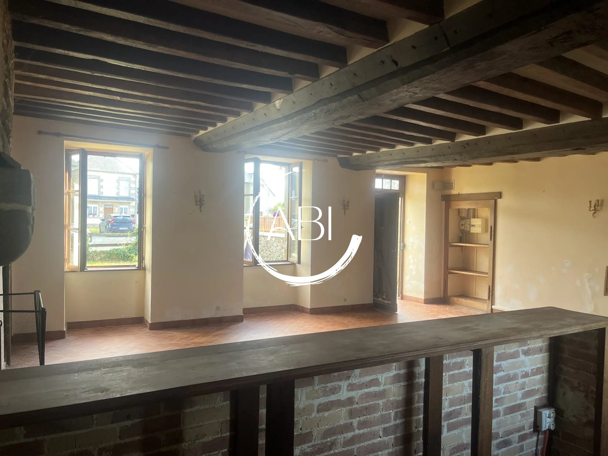 Charmante maison en pierre à vendre dans la Mayenne, 90 m² avec potentiel d'extension 