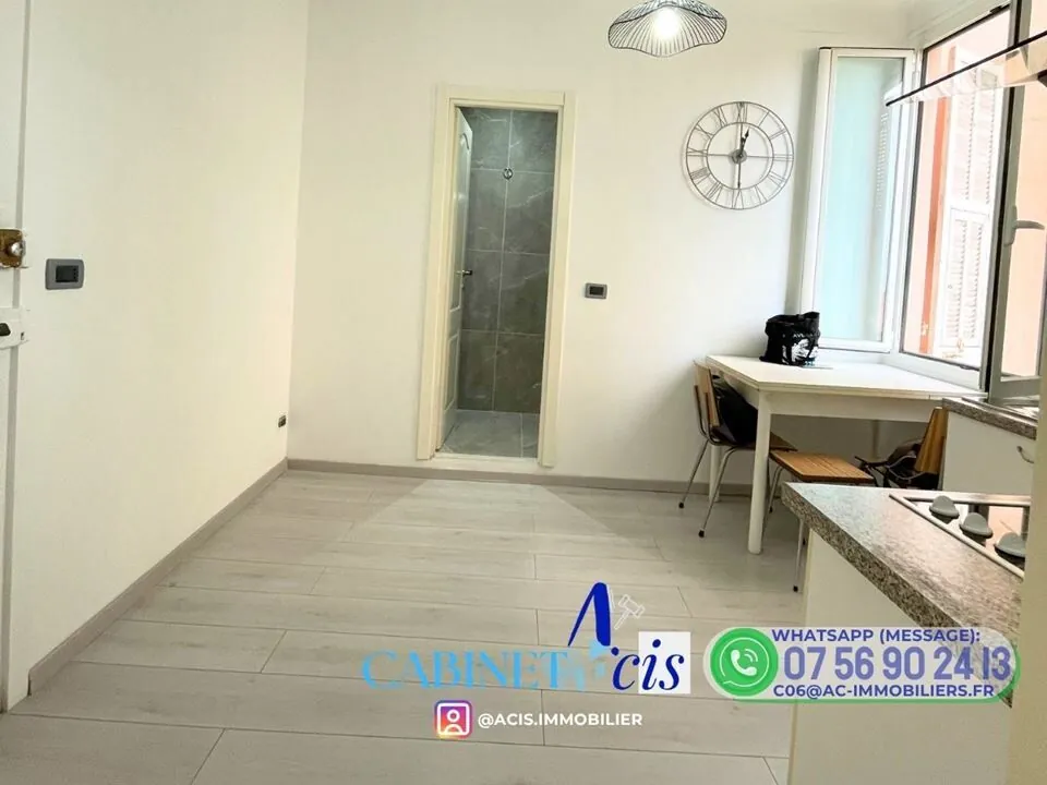 Charmant appartement de 25 m² avec vue mer prêt à louer à Monaco 