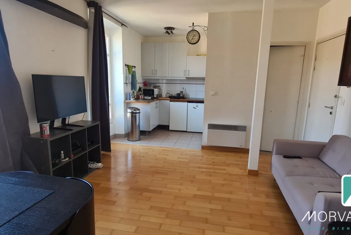 Charmant T2 de 33 m² avec cave et parkings à Saint-Léger-en-Yvelines 