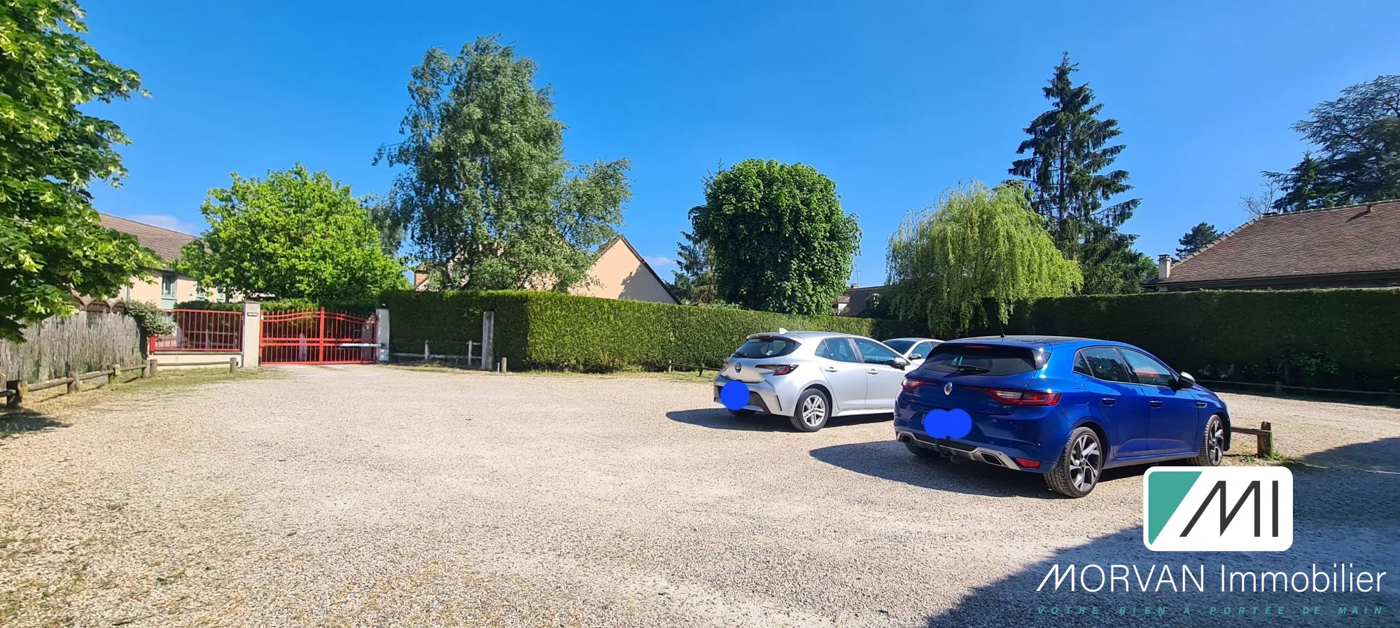 Charmant T2 de 33 m² avec cave et parkings à Saint-Léger-en-Yvelines 