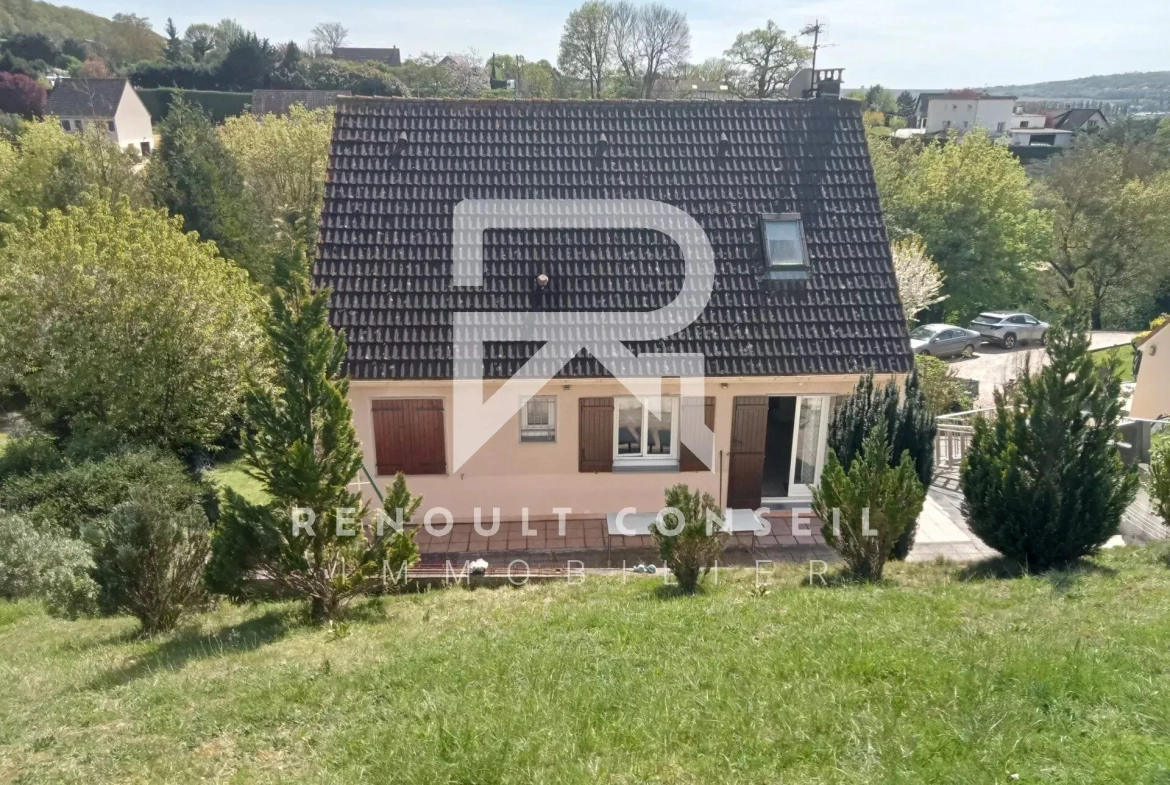 Maison individuelle à Normanville avec terrasse et 5 chambres – Proximité d'Évreux 