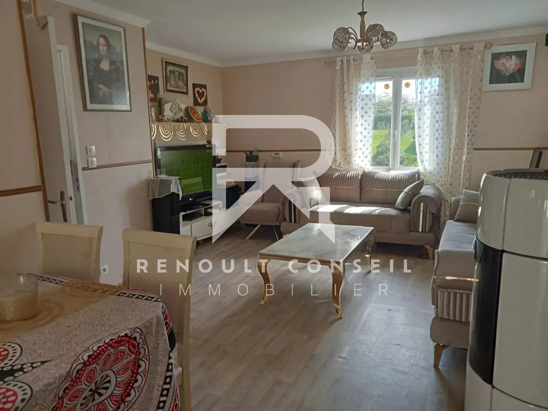 Maison individuelle à Normanville avec terrasse et 5 chambres – Proximité d'Évreux 