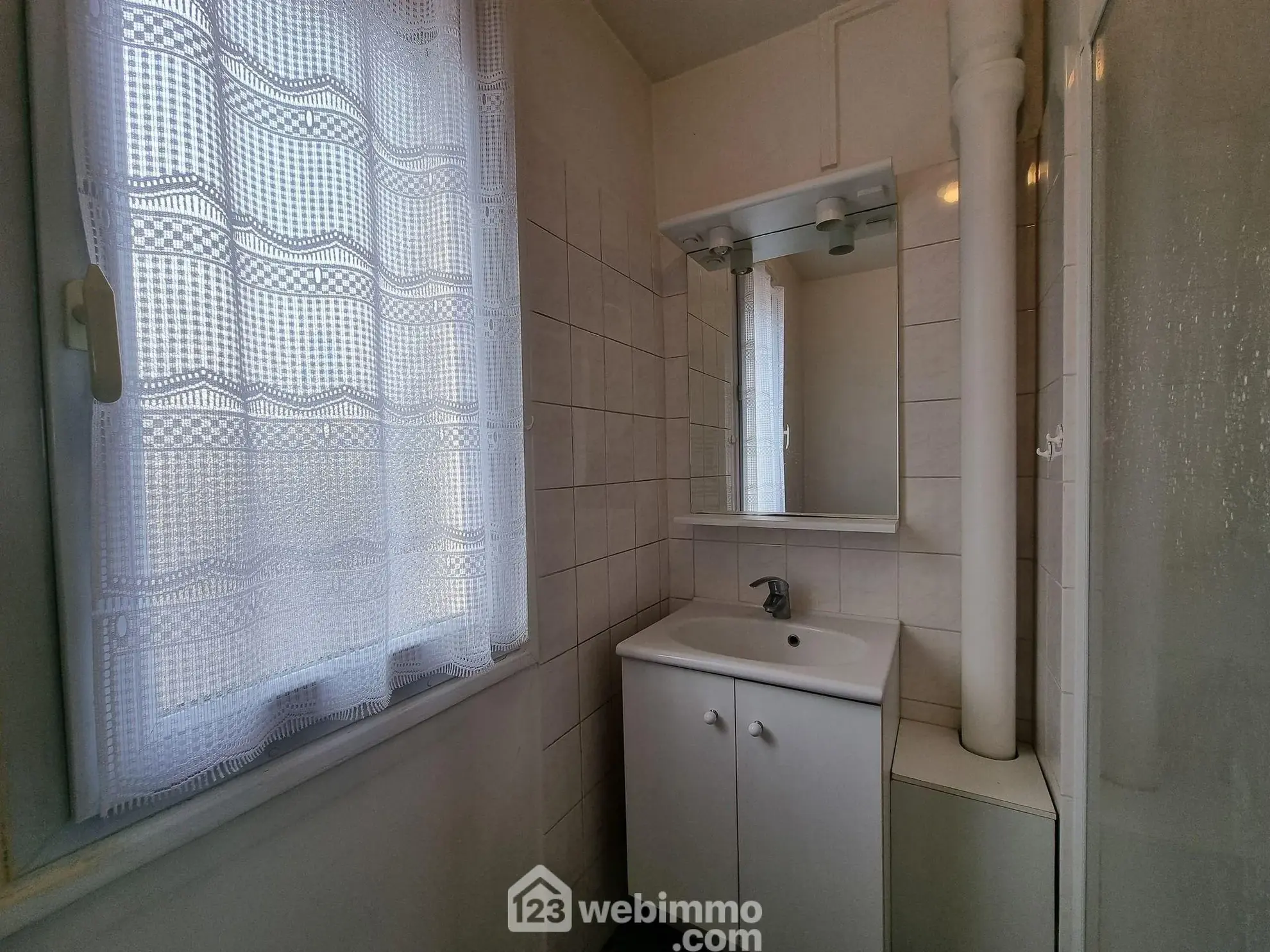 Appartement traversant de 64,61 m² à Choisy-le-Roi avec cave et jardin 