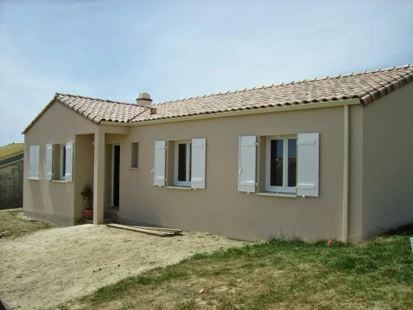Maison neuve à Saint-Cassien — 80 m², 3 chambres, faible consommation