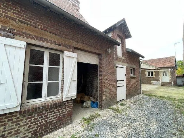 Maison ancienne avec dépendance et jardin à Noyon - 46m² 