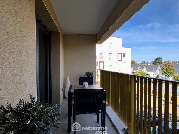 Appartement T2 de 52 m² aux Ponts-de-Cé avec balcon loggia, livraison 2025