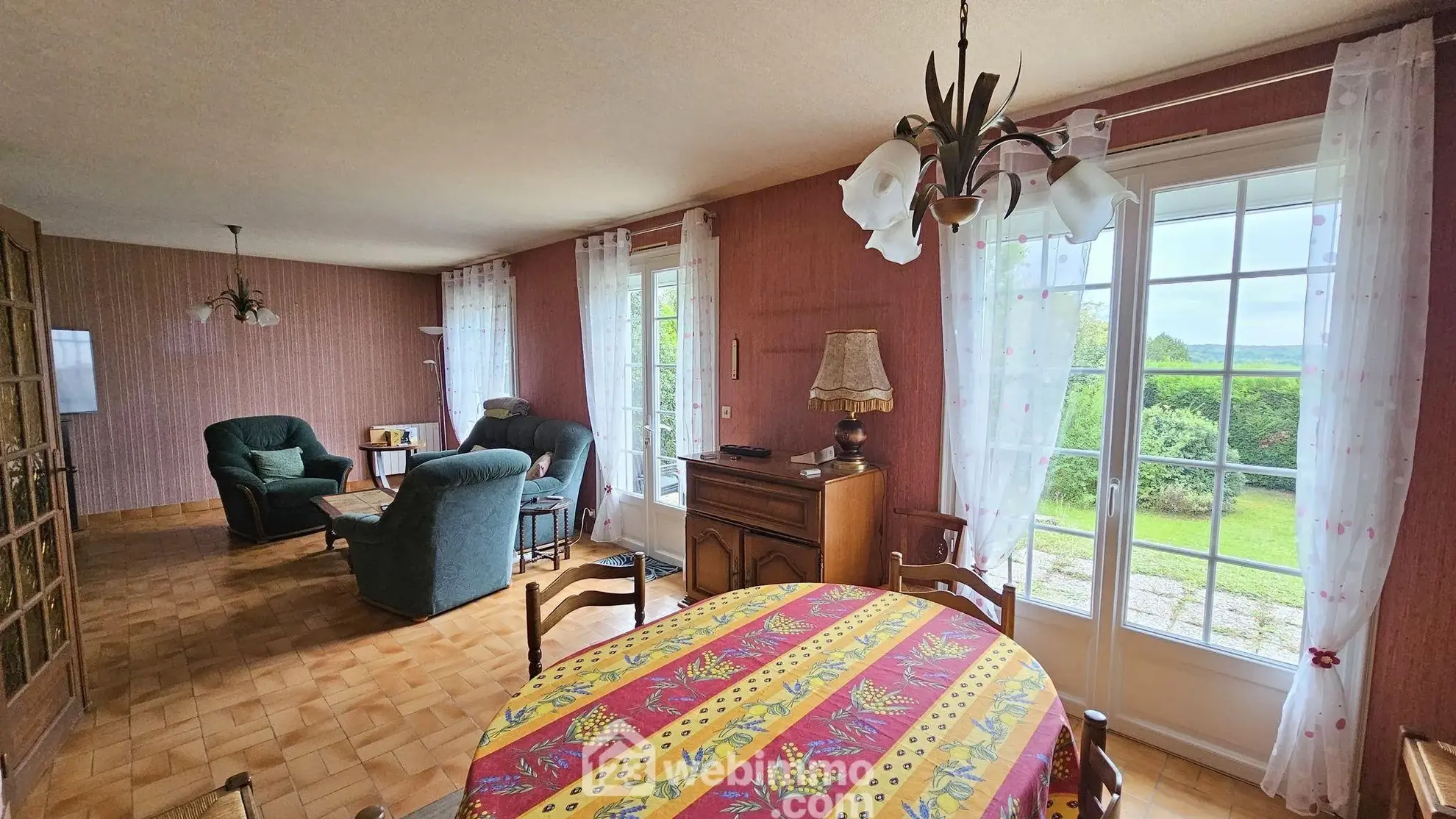 Maison à vendre de 108 m² à Treuzy-Levelay, proche Nemours, idéal pour rénovation avec grand terrain 