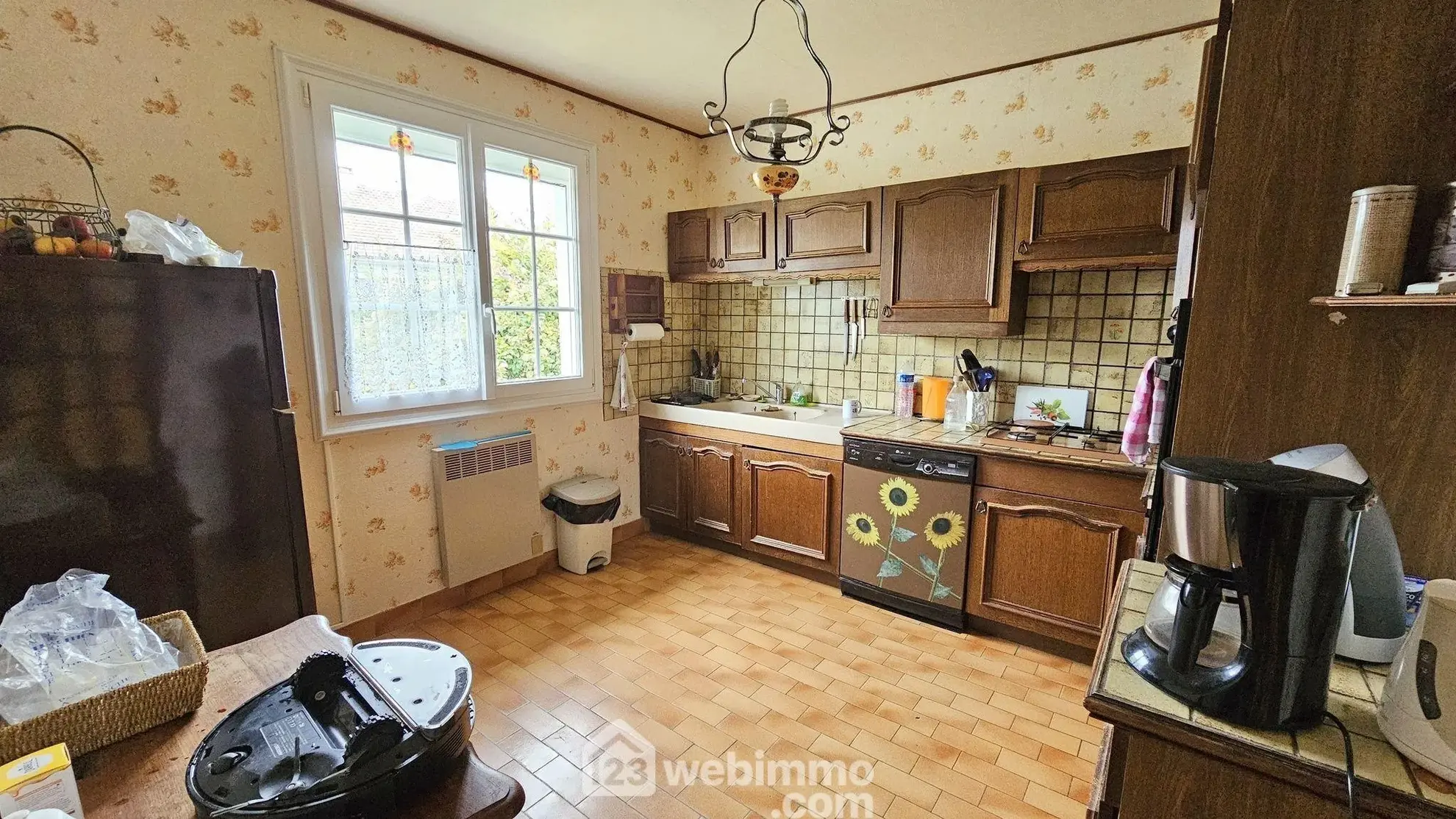 Maison à vendre de 108 m² à Treuzy-Levelay, proche Nemours, idéal pour rénovation avec grand terrain 