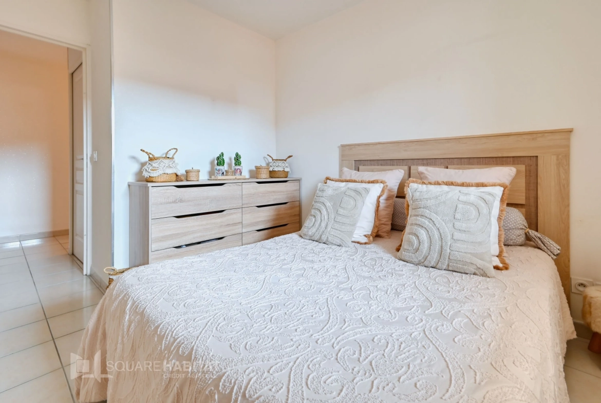 Appartement 3 pièces avec terrasse et parking à Marseille 13014 