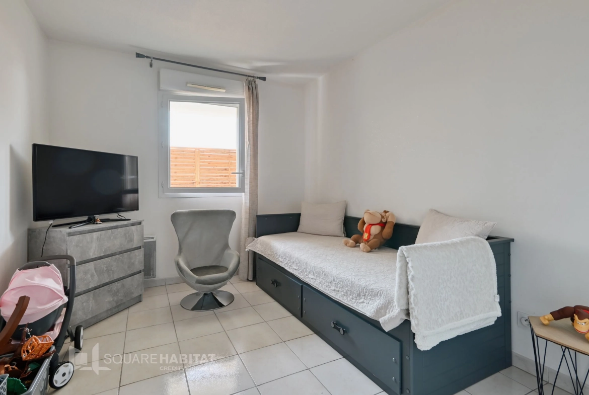 Appartement 3 pièces avec terrasse et parking à Marseille 13014 