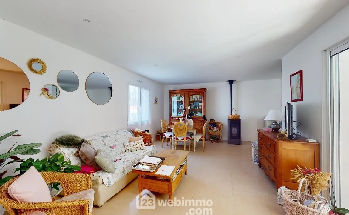 Charmante maison récente de 82 m² à Saint-Hilaire-la-Forêt proche plages 