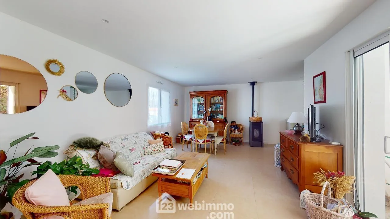 Charmante maison récente de 82 m² à Saint-Hilaire-la-Forêt proche plages 