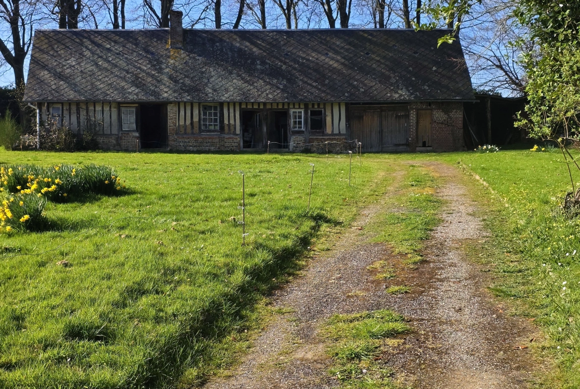 Maison de caractère à Fécamp avec bâtisse en colombages, 113 m² 