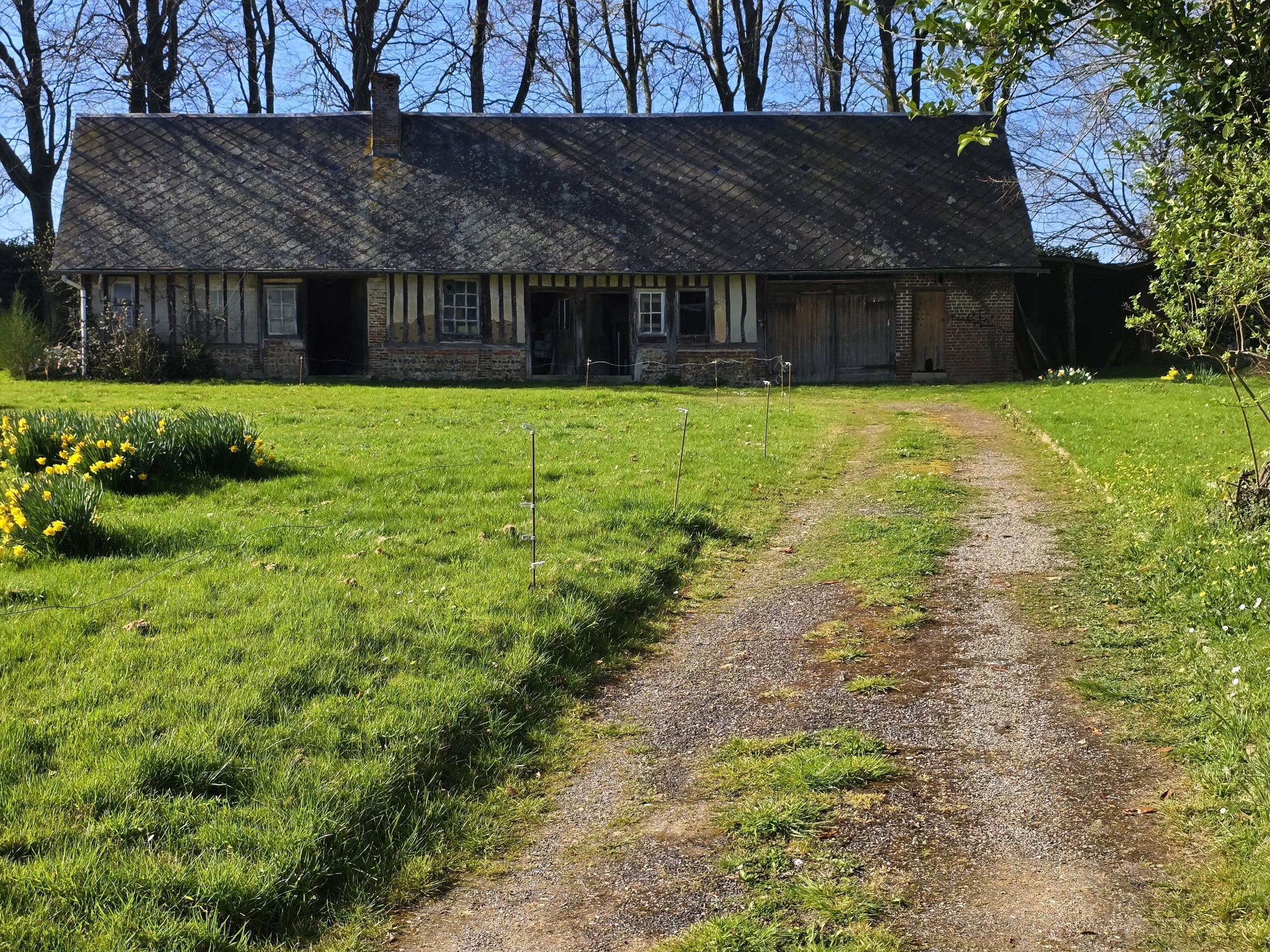 Maison de caractère à Fécamp avec bâtisse en colombages, 113 m² 