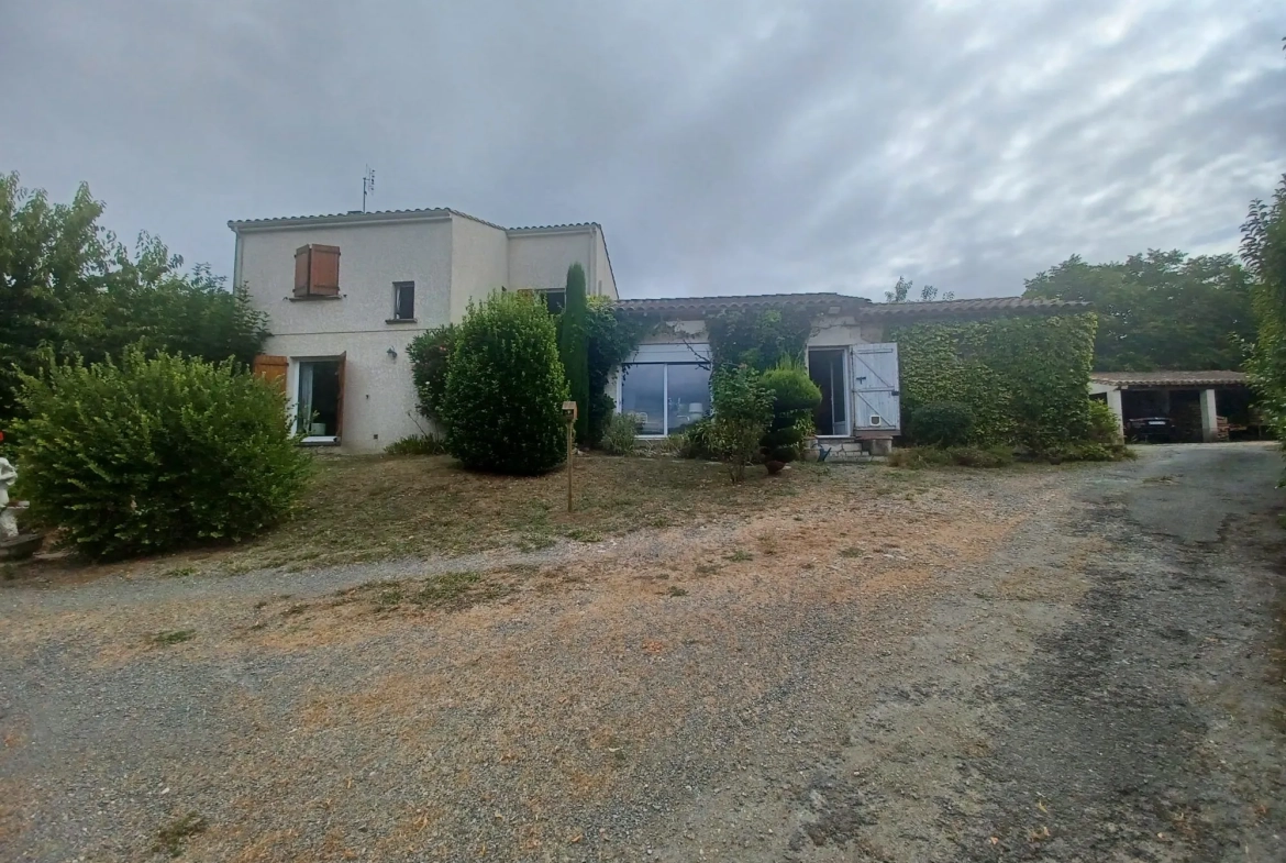 Belle maison de 144 m² avec grand jardin et vue campagne à Réalmont 