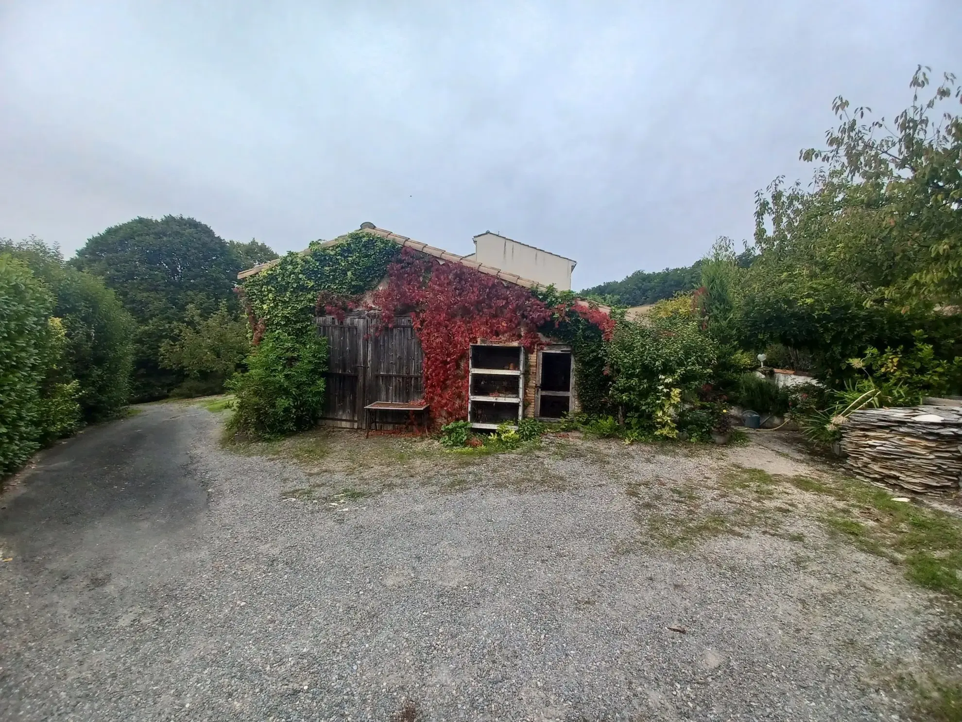 Belle maison T5 avec grand jardin et vue campagne à Lautrec 