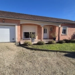 Maison individuelle à Saint Yan avec piscine et garage - 103 m²