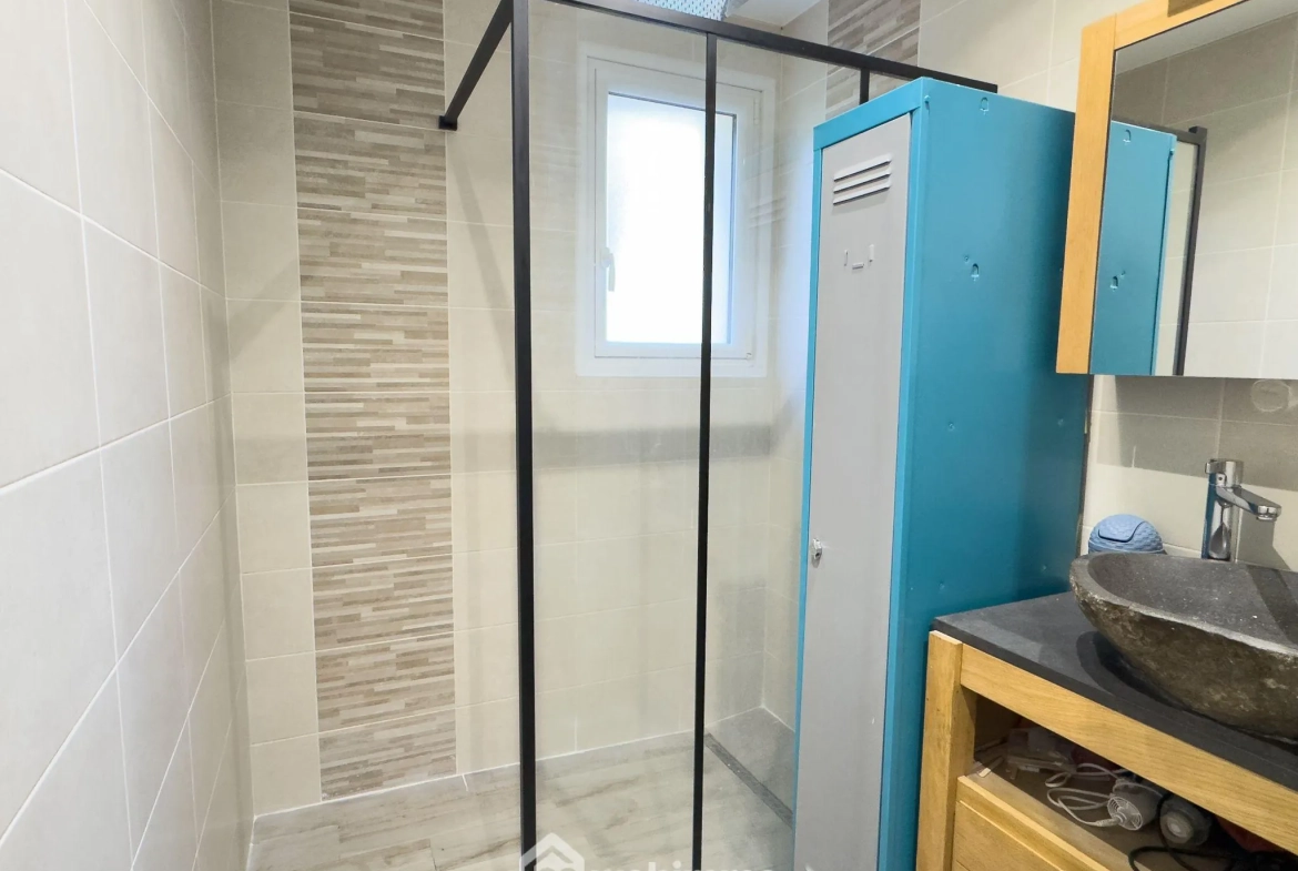 Maison 115,65 m² avec 4 chambres à La Ménitré – Terrain de 1014 m², proche commodités 