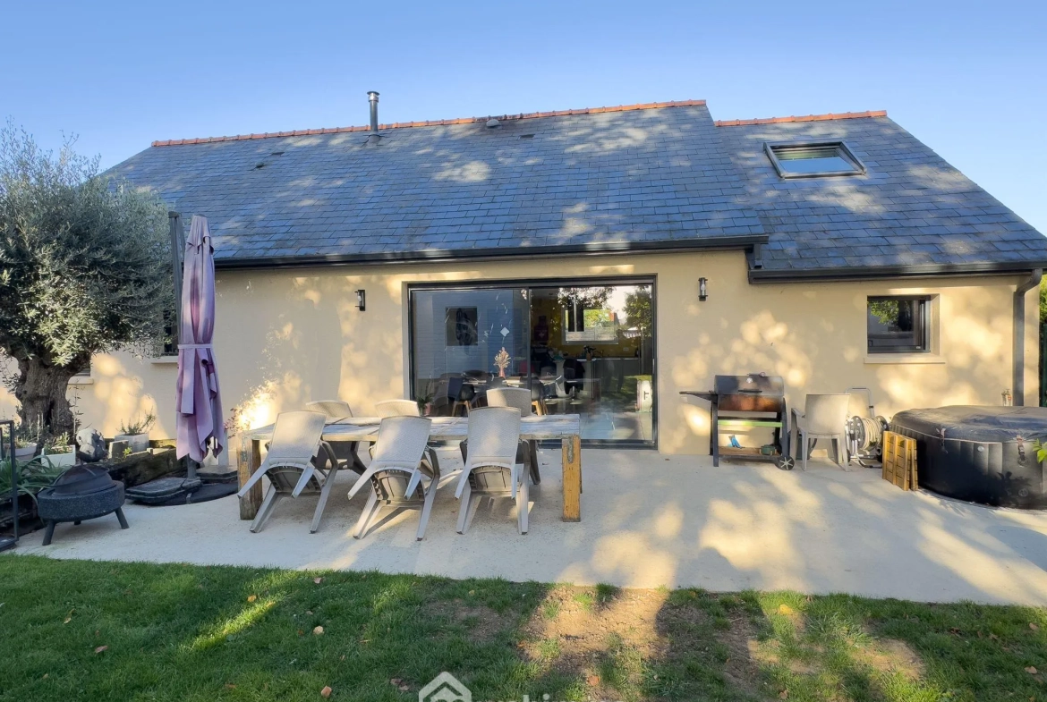 Maison 115,65 m² avec 4 chambres à La Ménitré – Terrain de 1014 m², proche commodités 