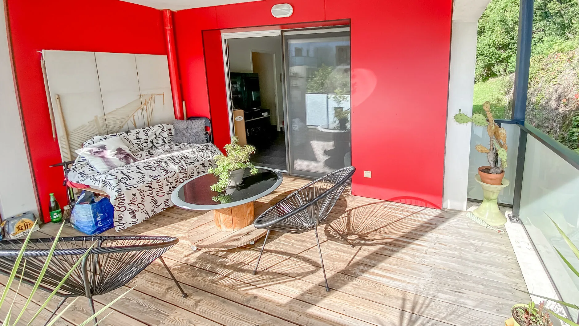 Appartement T2 avec terrasse ensoleillée et parking privé à Bayonne Les Arènes 