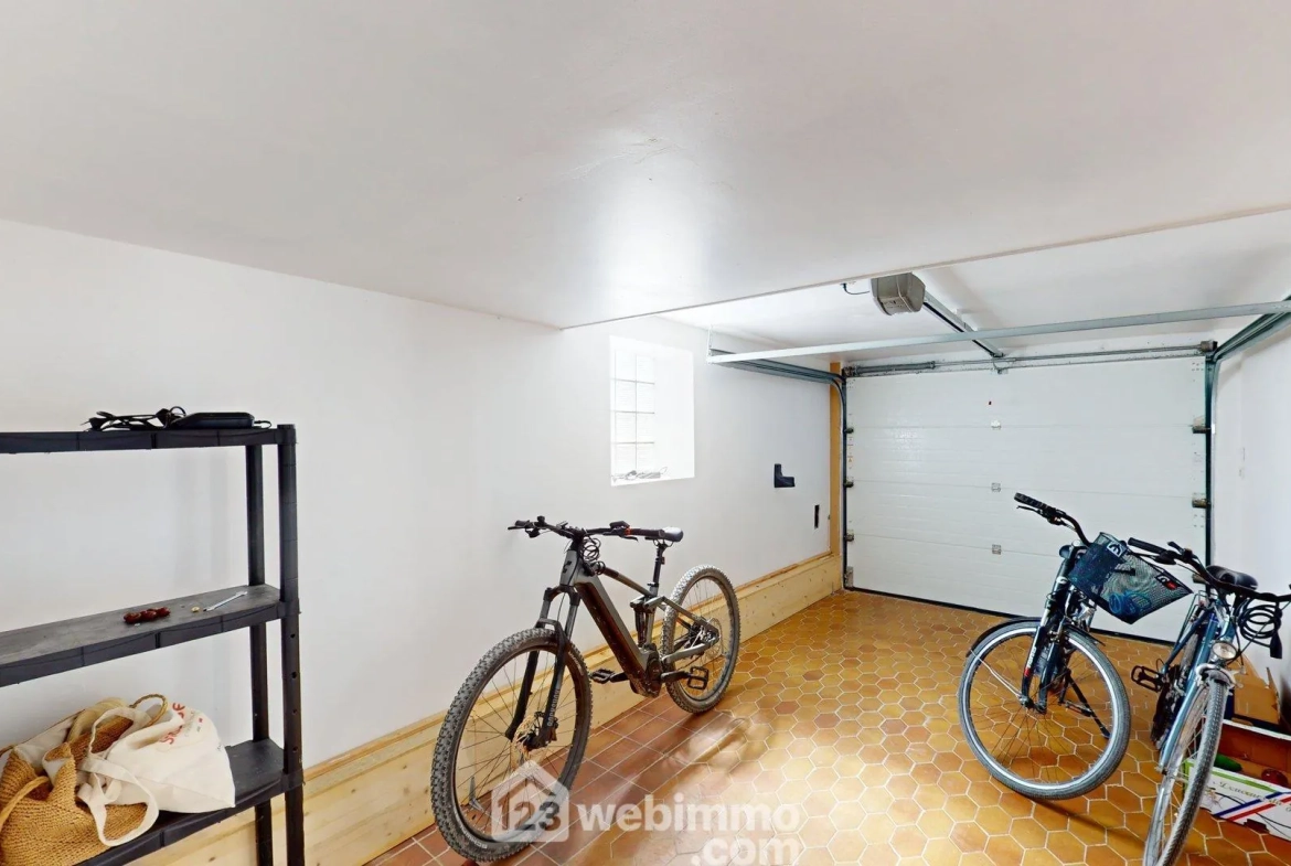 Maison à Jard-sur-Mer de 80,90 m² avec terrasse et garage, proche plages 